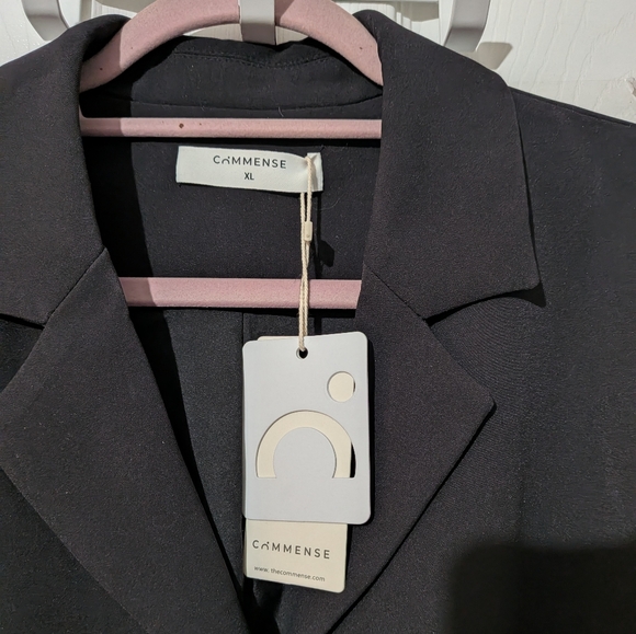 Commense V-Neck Two-Tone Pleated Button Dress - Picture 15 of 16